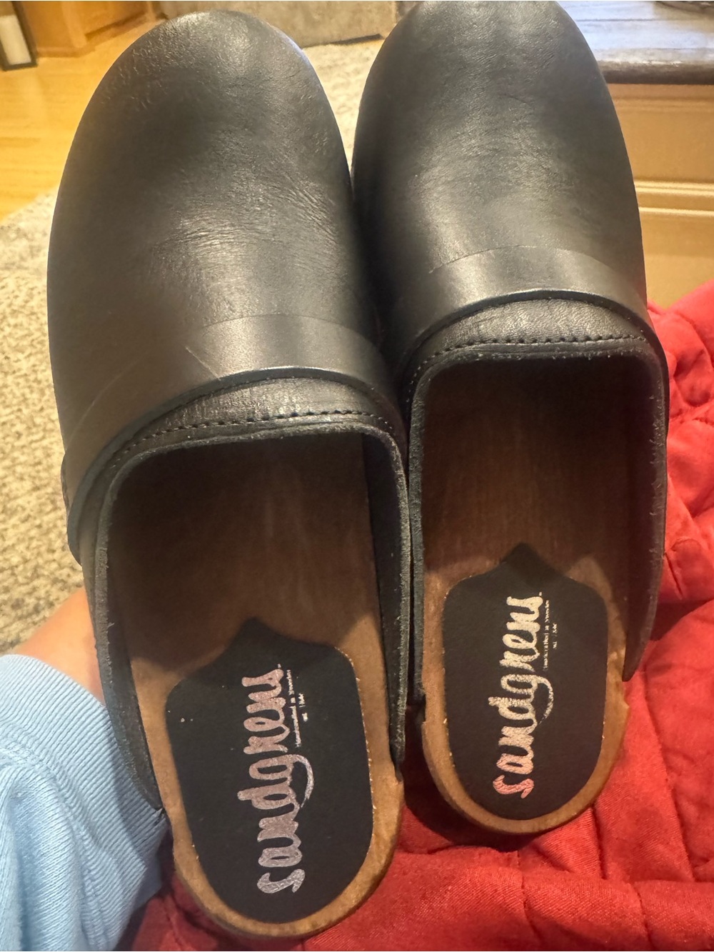 Sandgren’s new Black Slip-On Clogs 7.5
